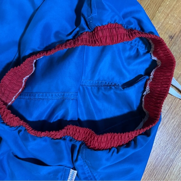 Chubbies Mens Swim Shorts Medium Blue Red No Lining Made in USA Patriotic (f6 - Picture 6 of 10